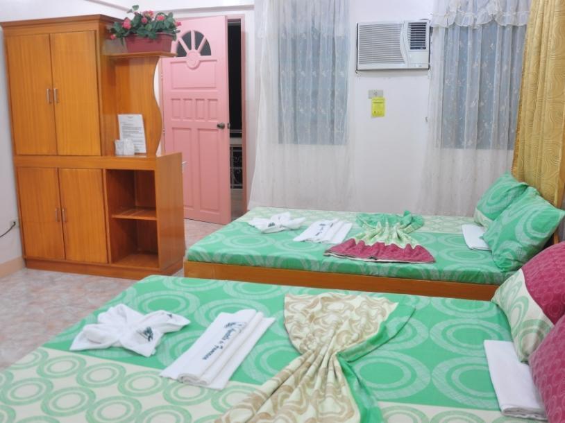 Apartelle De Francesca Puerto Galera Exterior foto